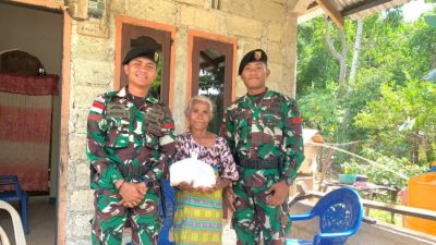 Peduli Masyarakat, Pos Yonkav 6/Naga Karimata Berbagi Kasih