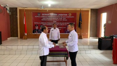 Kakanwil Ditjenpas NTT, Maliki Lantik Gidion S. Paly sebagai Kepala Lapas Kelas IIA Waingapu