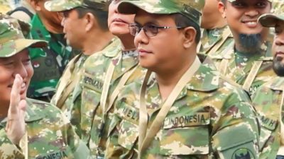 Retret Kepala Daerah se-Indonesia: Gubernur NTT, Melki Laka Lena Kenakan Seragam Hijau Loreng Khas Militer