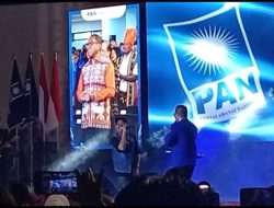 Pasha Ungu Duet Veri Klau, “Lu Kenal Veronika Ko” Goyang Panggung Pelantikan DPW & DPD PAN se-NTT