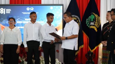 Gubernur Melki Ikuti Upacara HUT RI dan Serahkan Remisi bagi Warga Binaan di LPKA Kupang 9 IMG 20260817 WA0149