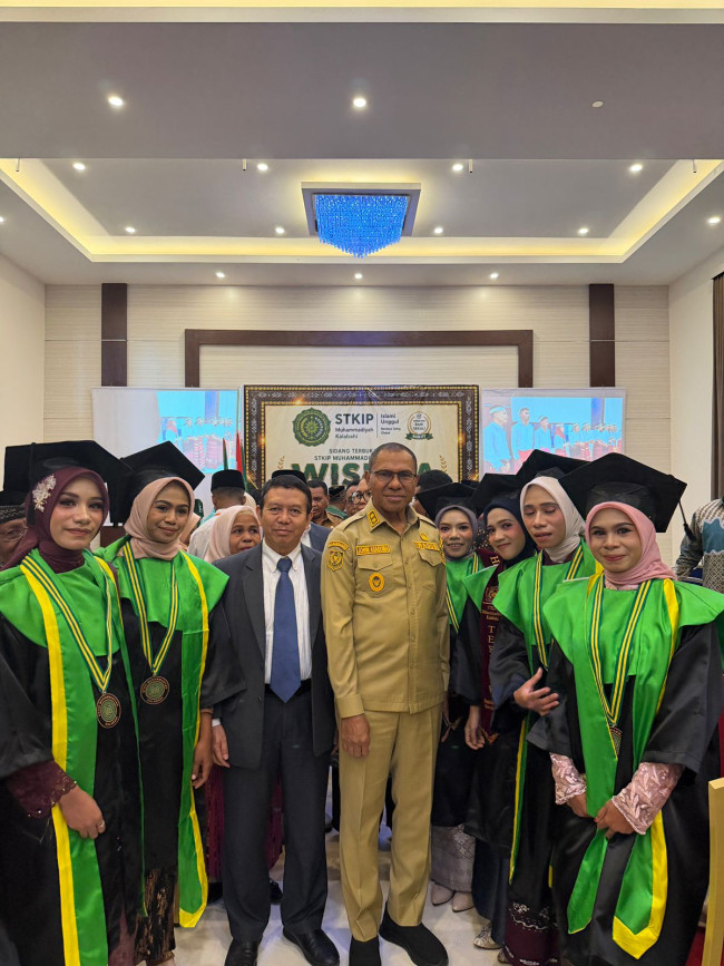 Wagub Johni Asadoma ke 65 Sarjana Alor: Jangan Takut Bermimpi dan Ciptakan Peluang Kerja 1 IMG 20260831 WA0068