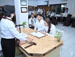 Jadi Contoh Baik, Wawali Catatkan Pernikahan di Dukcapil Kota Kupang Sesuai Prosedur 