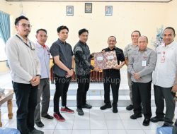 Pemkot Kupang Serahkan 6 Lahan Pesisir untuk Nelayan, Sekda Jeffry Pelt: “Kita Tidak Hanya Bangun rumah, Tapi Kita Ingin Bangun Masa Depan Nelayan”