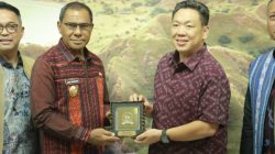 Rapat Wagub Johni Asadoma dan Komisi IX DPR RI: Imigrasi Siapkan Paspor Rp0 dan BPJS Siapkan Beasiswa Rp174 Juta untuk PMI